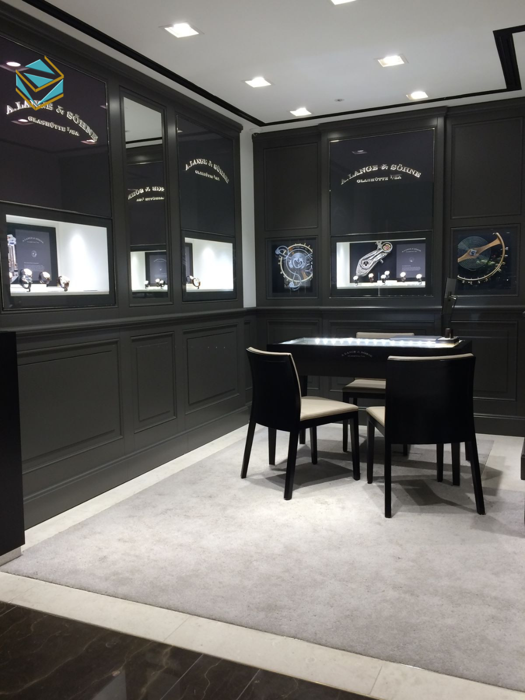 Thiết kế thi công shop đồng hồ diện tích nhỏ giúp tối ưu không gian và chi phí đầu tư.